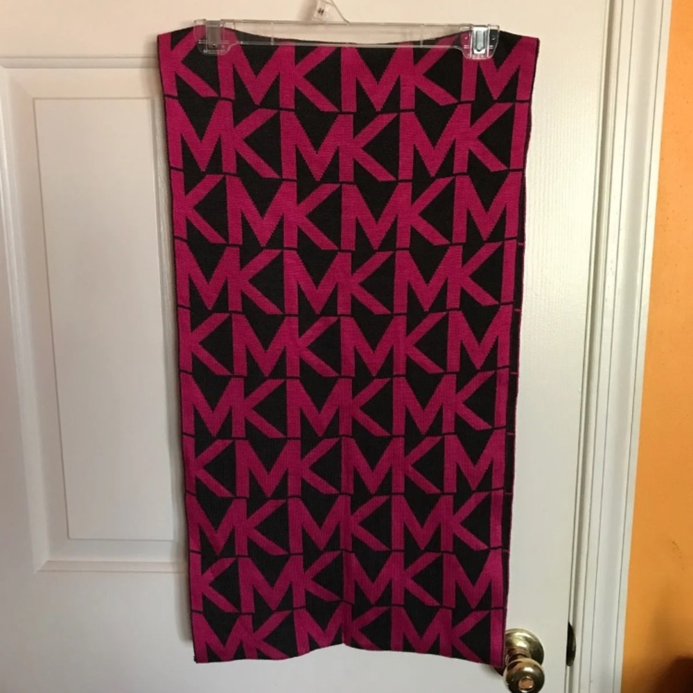 Michael Kors Infinity Black & Raspberry Pink Scarf